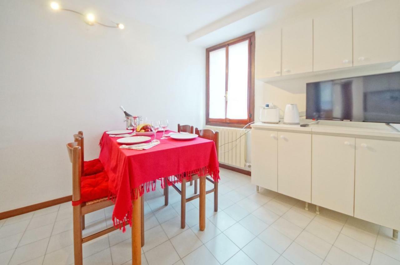 Calle Dei Fabbri Apartment Venesia Bagian luar foto