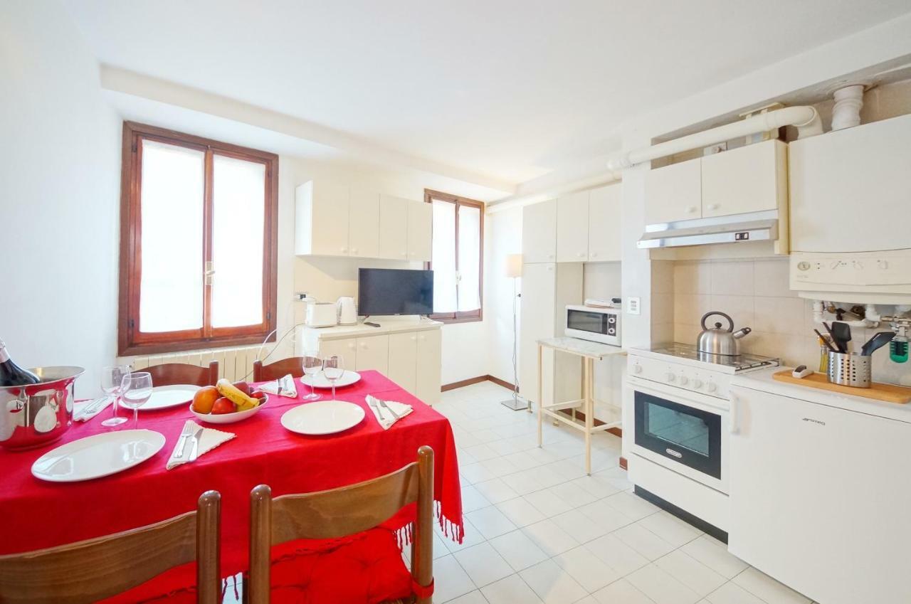 Calle Dei Fabbri Apartment Venesia Bagian luar foto